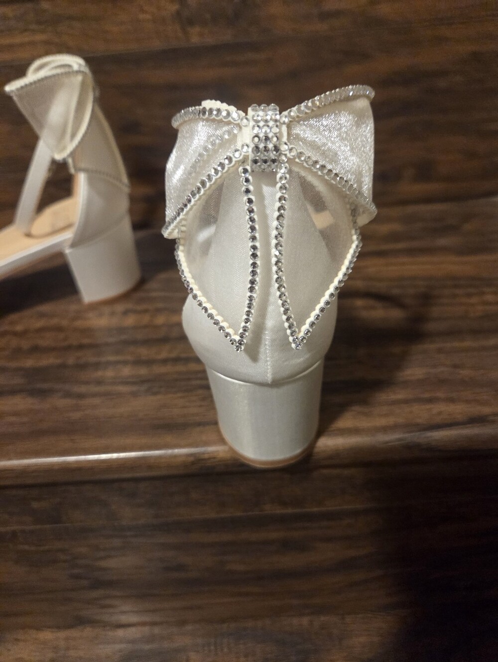 Kate Whitcomb London Shoes in Ivory  Size 9 - Picture 6 of 7